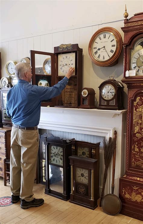 watch clock repair near me.